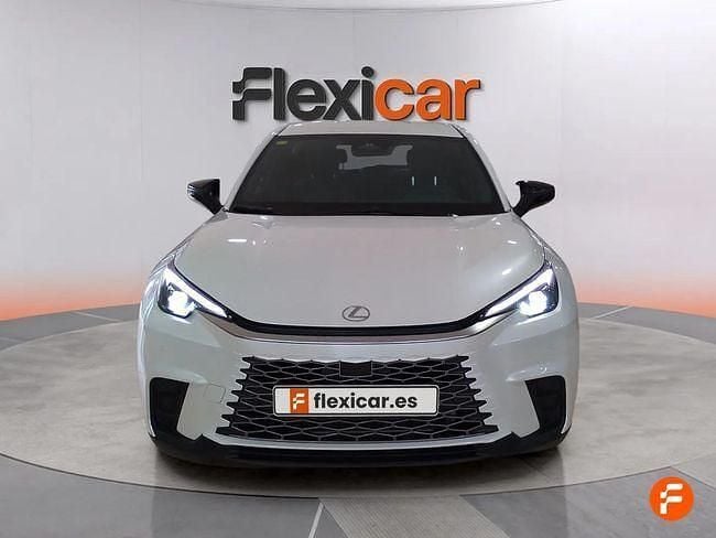 Usado Lexus LBX 136 CV (100 kW) 2025 Blanco SUV