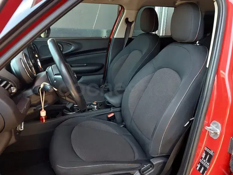 Usado Mini Cooper D Clubman 150 CV (110 kW) 2017 Rojo Familiar