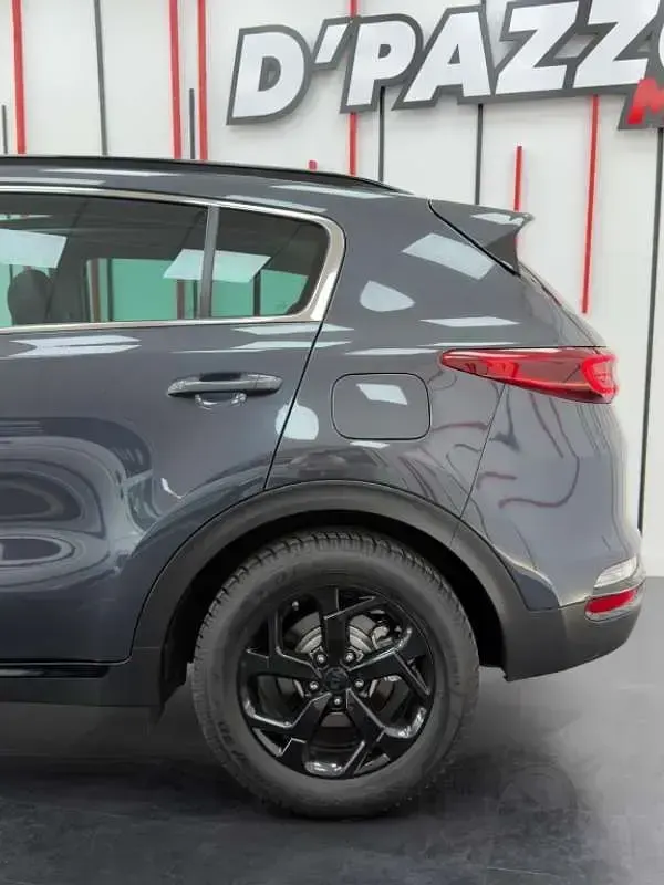 Usado Kia Sportage Style 116 CV (85 kW) 2021 Gris SUV