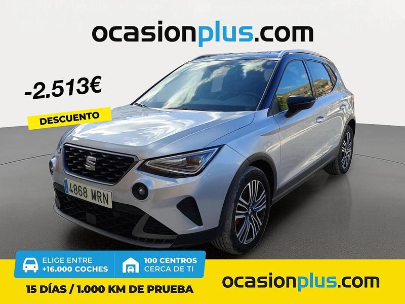 Gris Usado 2024 Seat Arona FR SUV | 19.400 € (Precio justo) - Imagen 1/4