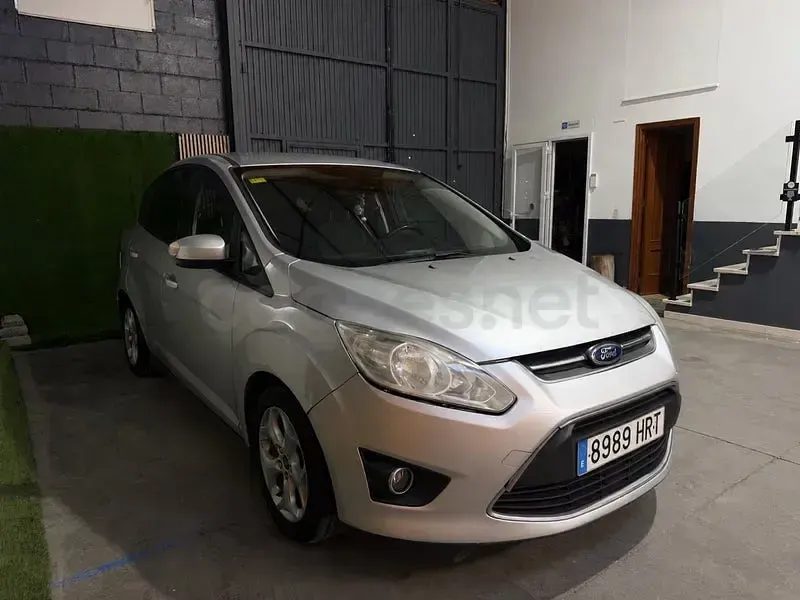 Usado Ford C-MAX Trend 125 CV (91 kW) 2013 Gris / plata Monovolumen