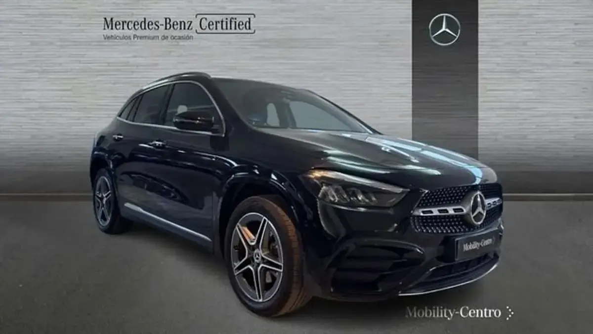 Usado Mercedes GLA250 165 CV (121 kW) 2025 Negro SUV