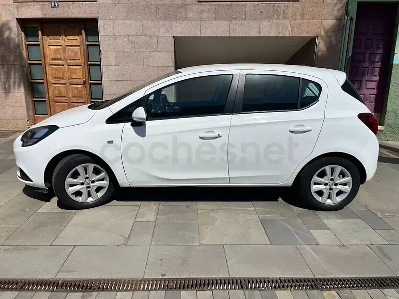 Usado Opel Corsa Selective 90 CV (66 kW) 2018 Blanco Utilitario
