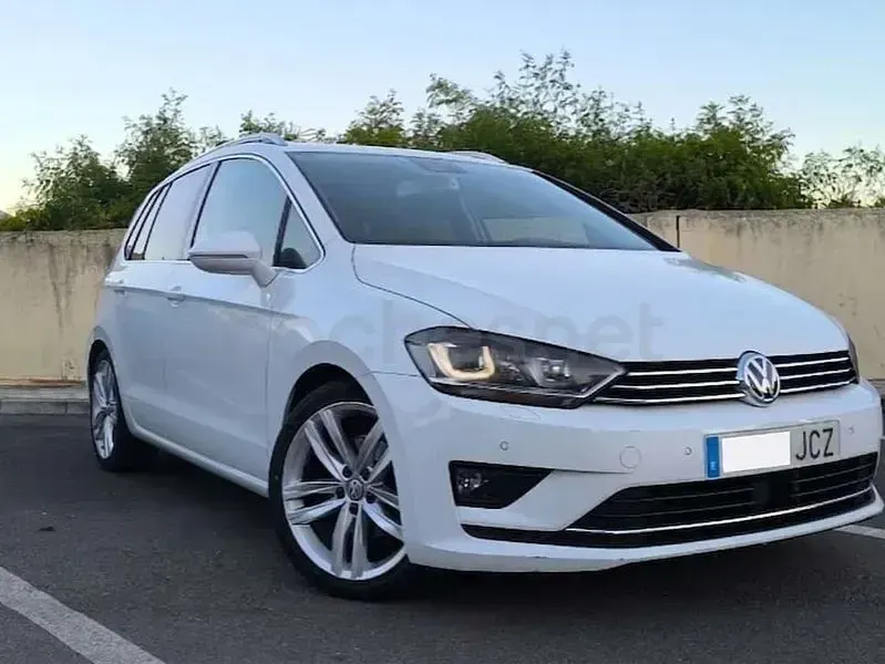 Usado VW Golf Sportsvan Sportline 150 CV (110 kW) 2015 Blanco Monovolumen