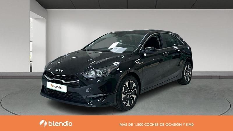 Nuevo Kia Ceed 100 CV (73 kW) 2025 Negro Utilitario