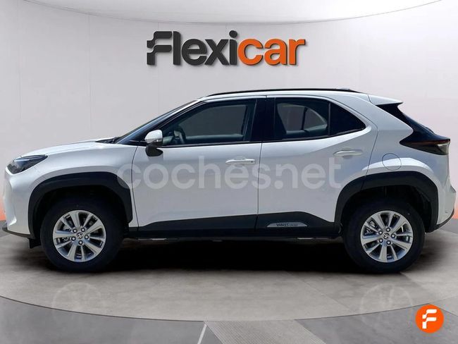 Usado Toyota Yaris Cross Active 116 CV (85 kW) 2025 Blanco SUV