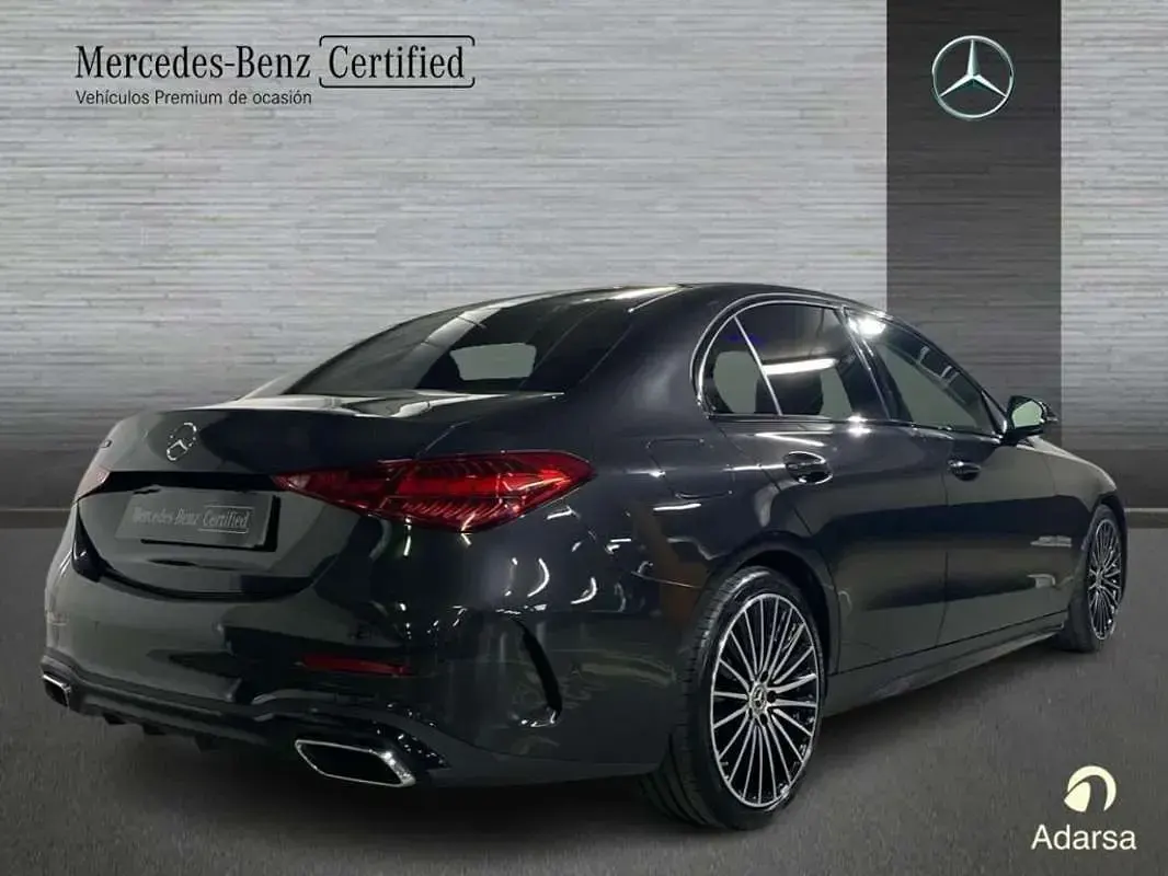 Usado Mercedes C220 AMG line 200 CV (147 kW) 2023 Berlina