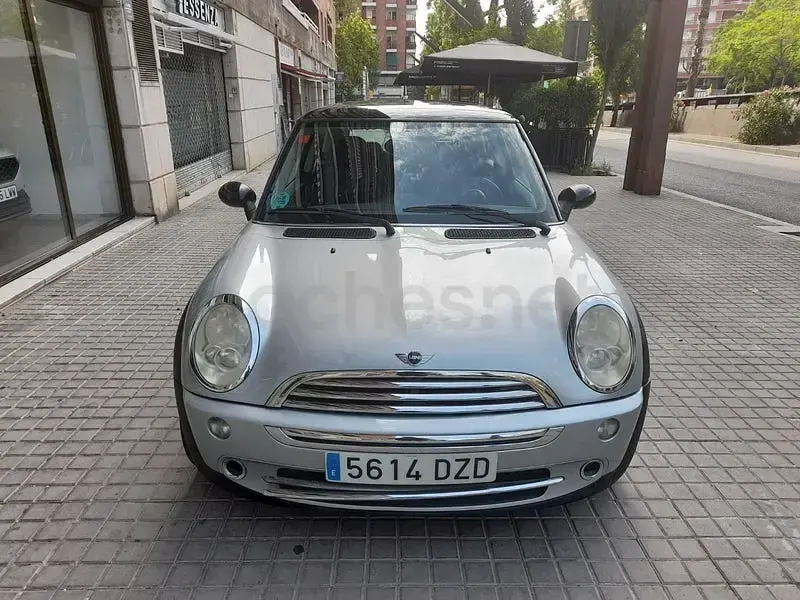 Usado Mini Cooper 116 CV (85 kW) 2006 Gris / plata Utilitario