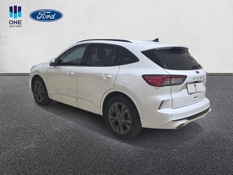 Usado Ford Kuga ST-Line 190 HP (139 kW) 2023 Branco SUV