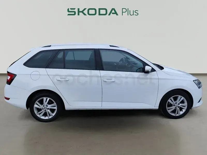 Usado Skoda Fabia Ambition 95 CV (69 kW) 2021 Blanco Utilitario