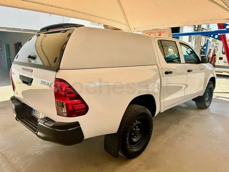 Usado Toyota HiLux Plus 150 CV (110 kW) 2021 Blanco Pickup/Camioneta