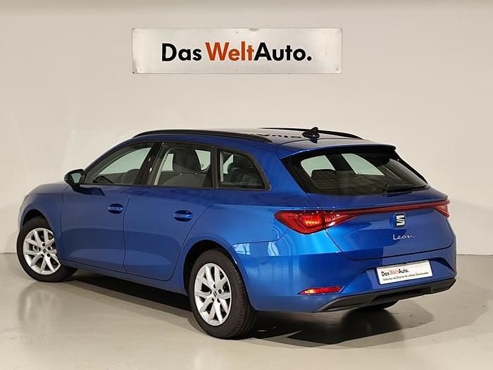 Azul Usado 2024 Seat Leon Style Familiar | 21.500 € (Precio justo) - Imagen 1/4