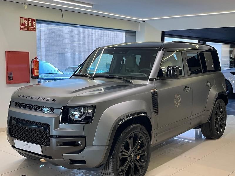Nuevo 2025 Land Rover Defender SUV | 220.800 € - Imagen 1/4
