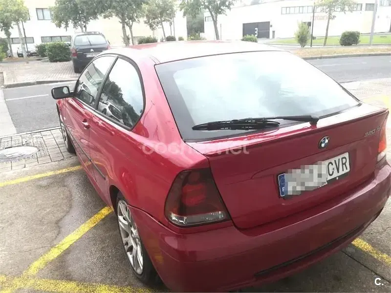 Usado BMW 320 150 CV (110 kW) 2004 Rojo Berlina