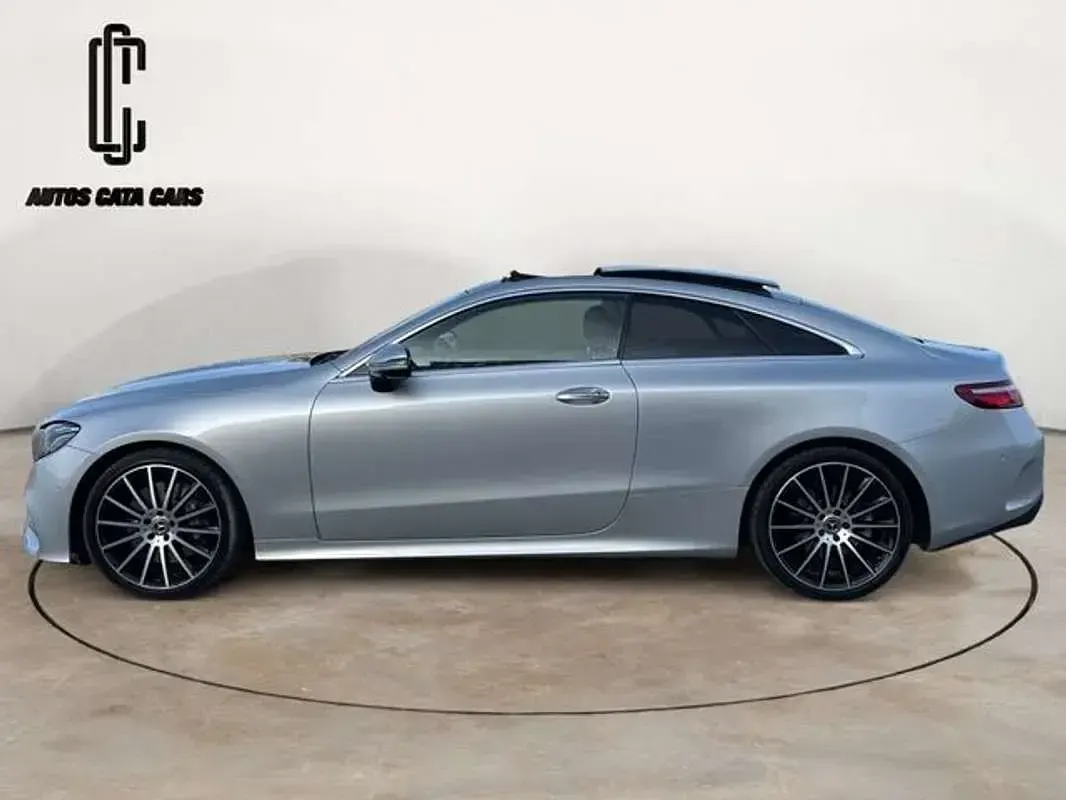 Usado Mercedes E350 299 CV (219 kW) 2019 Plateado Coupe