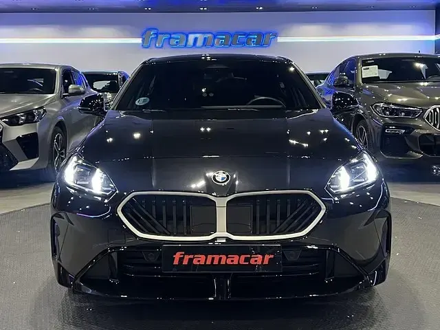 Usado BMW 120 M Sport 163 CV (119 kW) 2025 Negro Utilitario