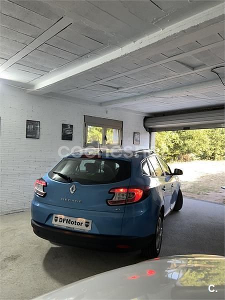 Usado Renault Mégane GrandTour GT 110 CV (80 kW) 2014 Azul Familiar