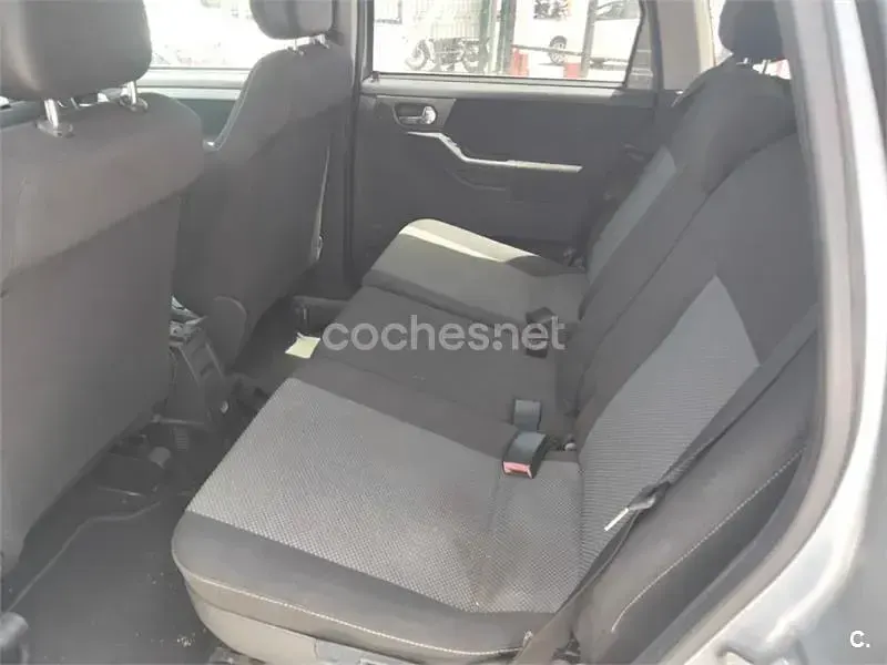 Usado Opel Meriva Cosmo 100 CV (73 kW) 2009 Gris / plata Monovolumen