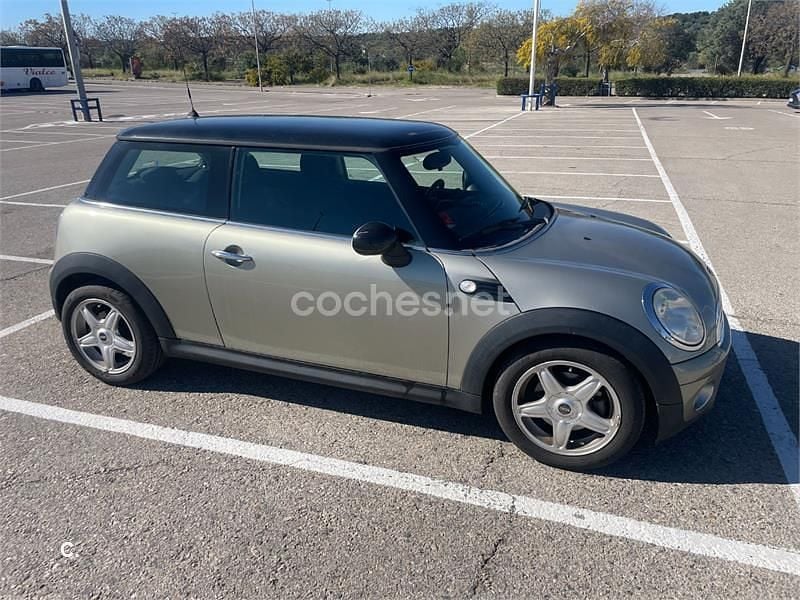 Usado Mini Cooper D 110 CV (80 kW) 2008 Beige Utilitario