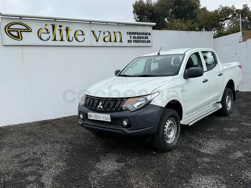 Usado Mitsubishi L200 154 CV (113 kW) 2017 Blanco Pickup/Camioneta