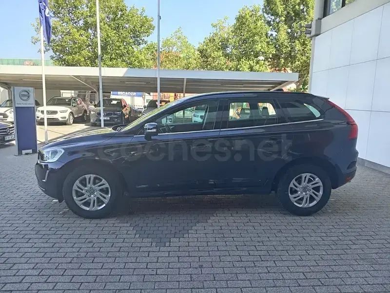 Usado Volvo XC60 Momentum 150 CV (110 kW) 2017 Azul SUV