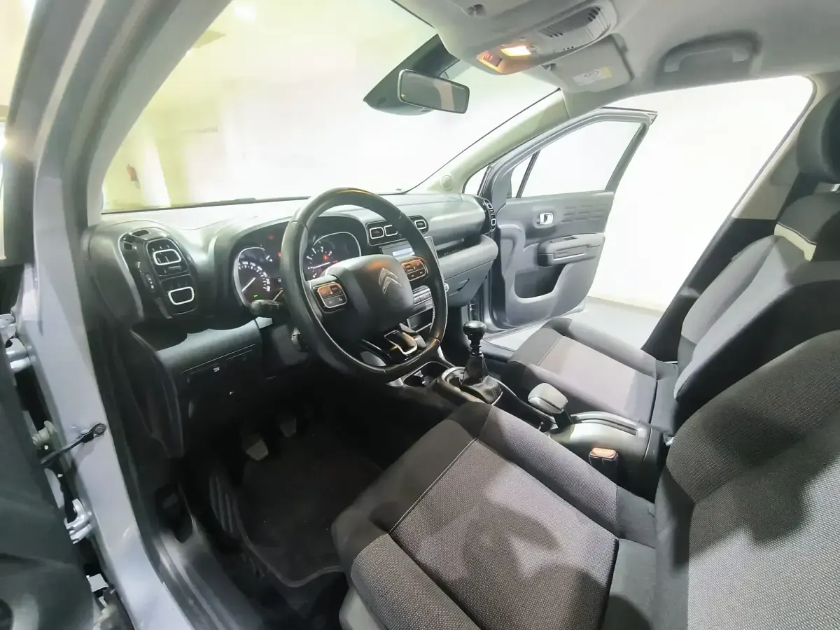 Usado Citroën C3 Aircross Feel 110 CV (80 kW) 2020 Gris SUV
