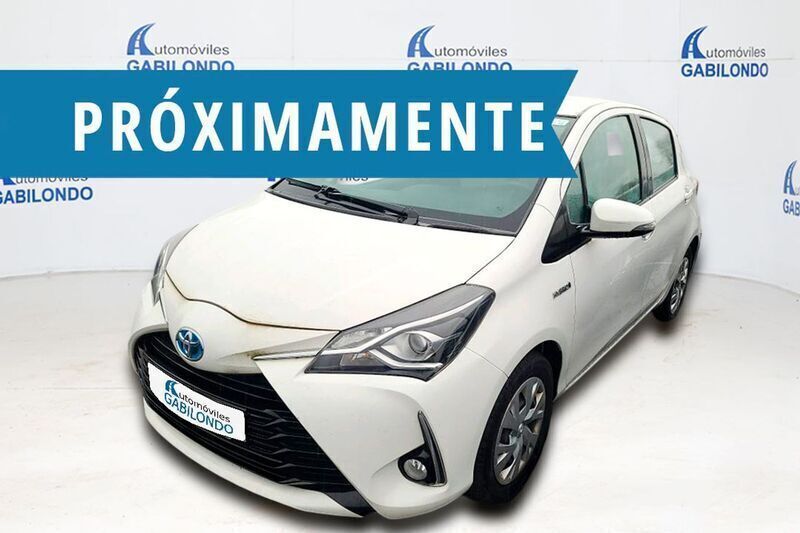 Blanco Usado 2018 Toyota Yaris Hybrid Active | 13.900 € (Precio justo) - Imagen 1/4