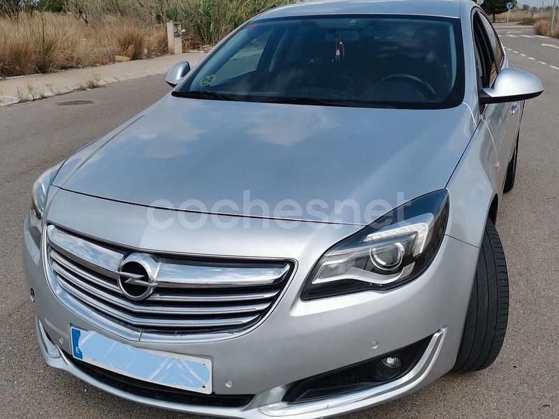 Gris / plata Usado 2015 Opel Insignia Excellence Berlina | 4990 € (Precio justo) - Imagen 1/4