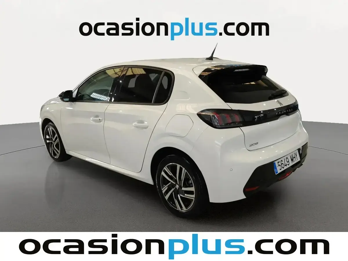 Usado Peugeot 208 Allure 100 CV (73 kW) 2023 Blanco Utilitario