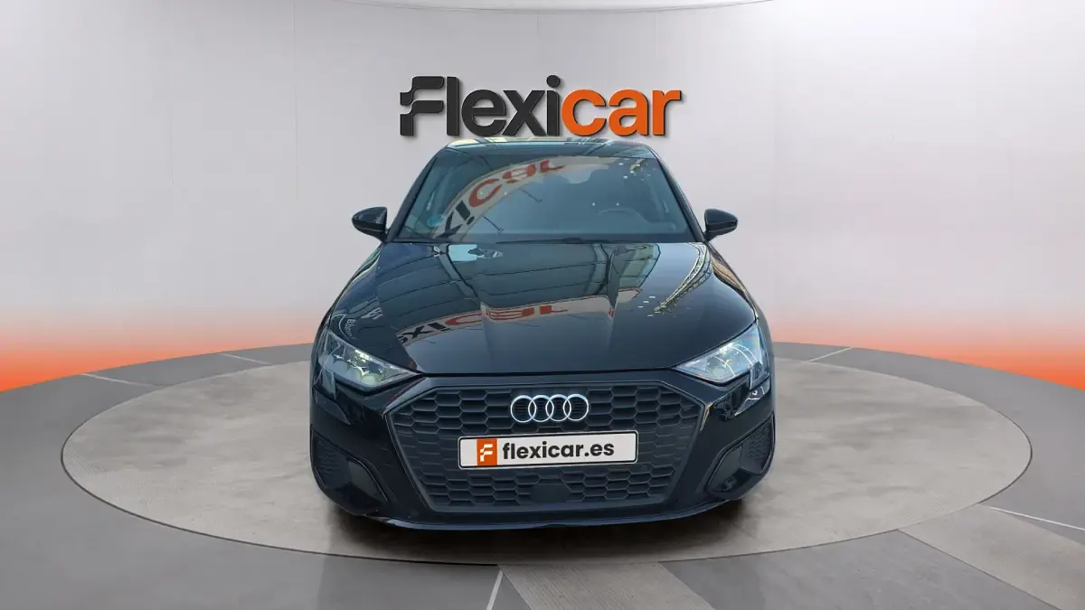 Usado Audi A3 Advanced Plus 116 CV (85 kW) 2023 Negro Berlina