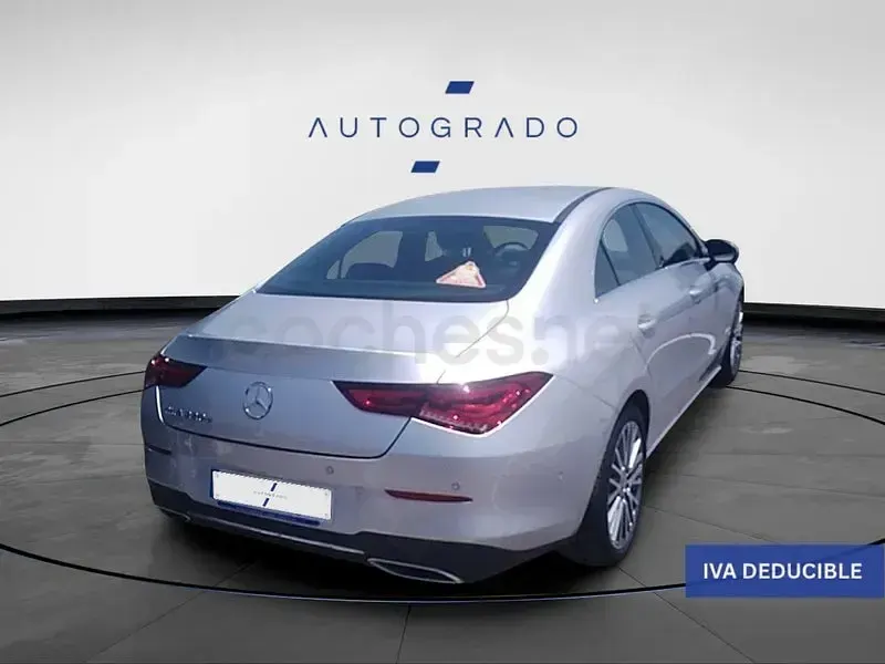 Usado Mercedes CLA220 190 CV (139 kW) 2021 Gris / plata Coupe