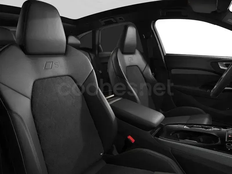 Usado Audi A5 204 CV (150 kW) 2025 Blanco Familiar