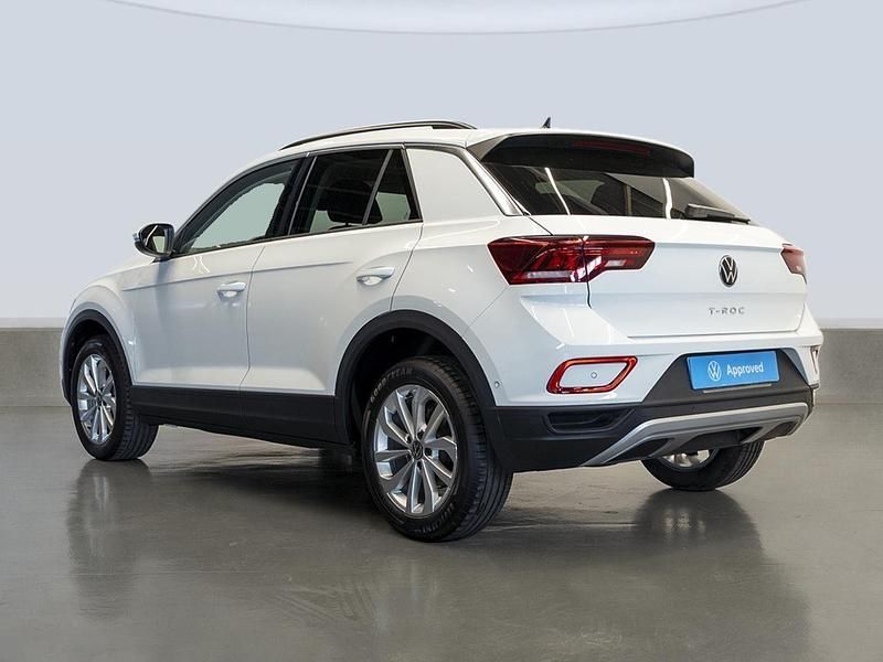 Usado VW T-Roc Life 150 CV (110 kW) 2023 Blanco SUV