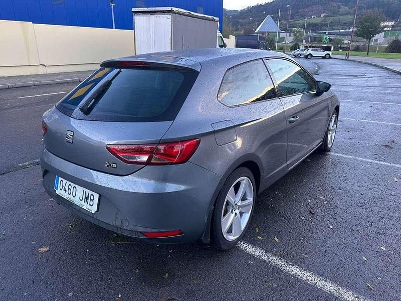 Usado Seat Leon SC FR 179 CV (131 kW) 2016 Gris Utilitario