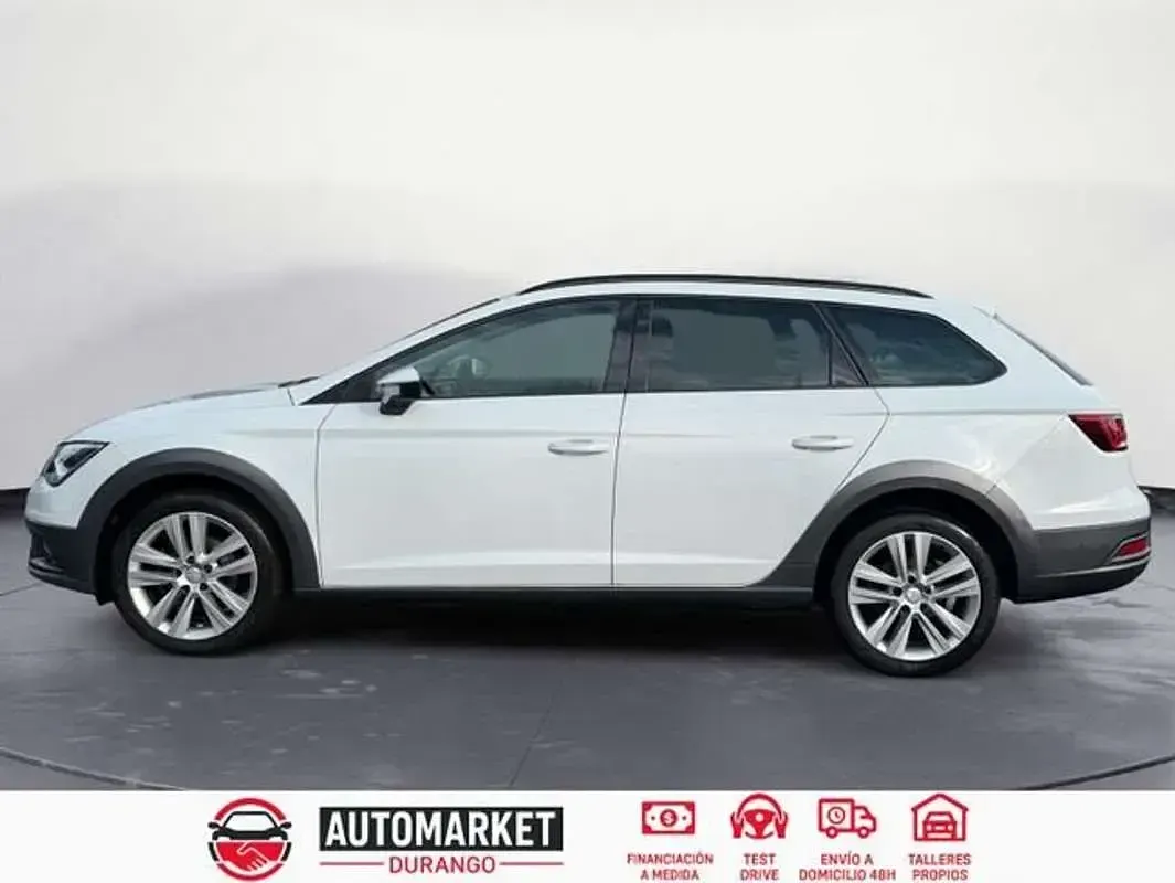Usado Seat Leon Sport 140 CV (102 kW) 2016 Beige Utilitario
