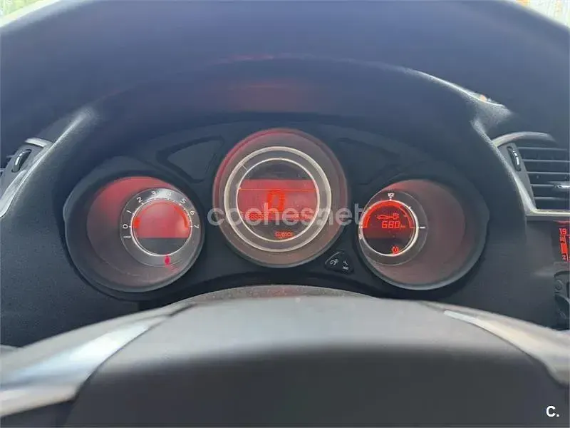 Usado Citroën C4 Tonic 92 CV (67 kW) 2014 Negro Berlina