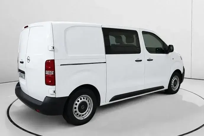 Usado Opel Vivaro-e Combi 120 CV (88 kW) 2021 Monovolumen