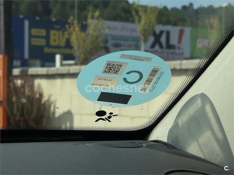 Usado Renault Mégane II Dynamique 110 CV (80 kW) 2006 Gris / plata Berlina