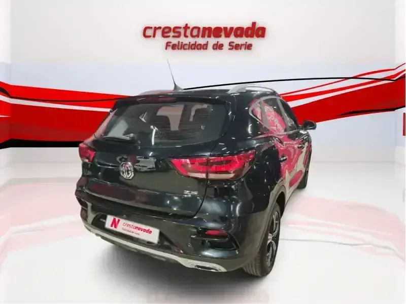 Usado MG ZS Comfort 106 CV (77 kW) 2022 Negro SUV
