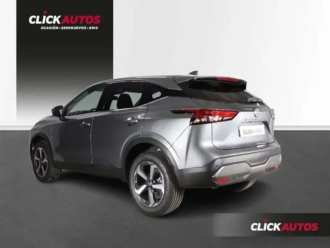 Usado Nissan Qashqai N-Connecta 140 CV (102 kW) 2023 Gris SUV