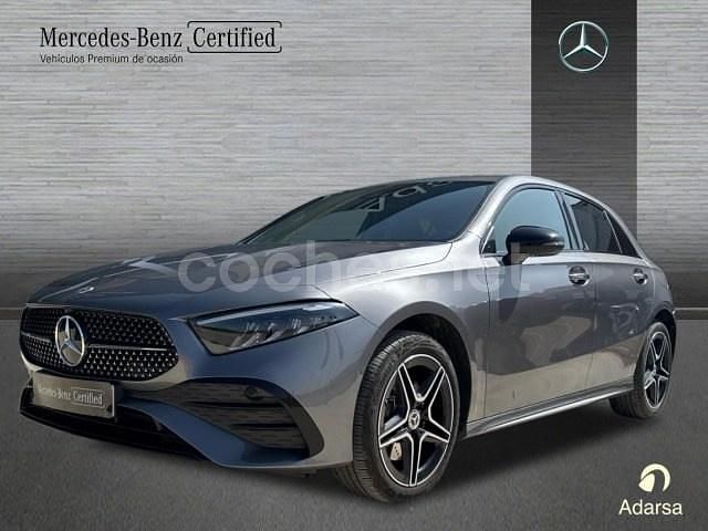 Negro Usado 2024 Mercedes A250 AMG line Berlina | 38.600 € (Un poco caro) - Imagen 1/4