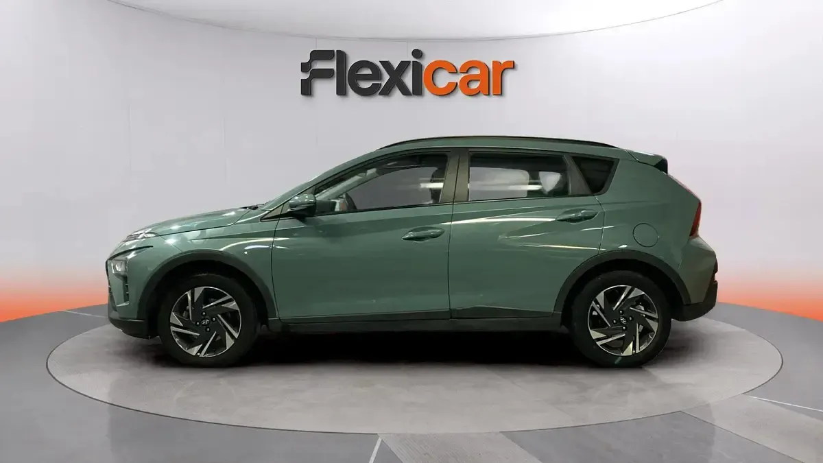 Usado Hyundai Bayon 84 CV (61 kW) 2023 Verde SUV