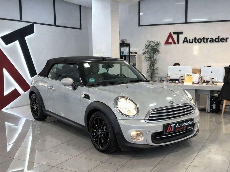 Usado Mini Cooper Cabriolet 122 CV (89 kW) 2012 Gris / plata Descapotable