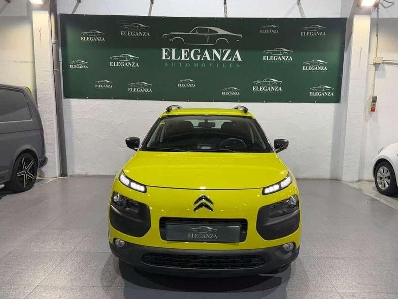 Usado Citroën C4 Feel 110 CV (80 kW) 2015 Amarillo Utilitario
