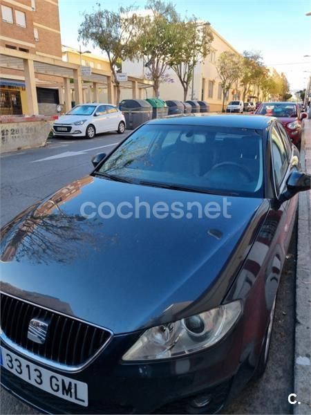 Gris / plata Usado 2009 Seat Exeo Reference Berlina | 6000 € (Precio justo) - Imagen 1/4