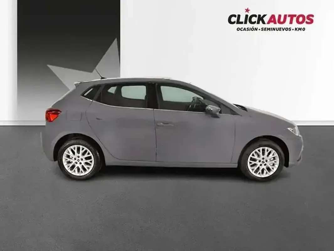 Usado Seat Ibiza XCELLENCE 116 CV (85 kW) 2025 Gris Utilitario