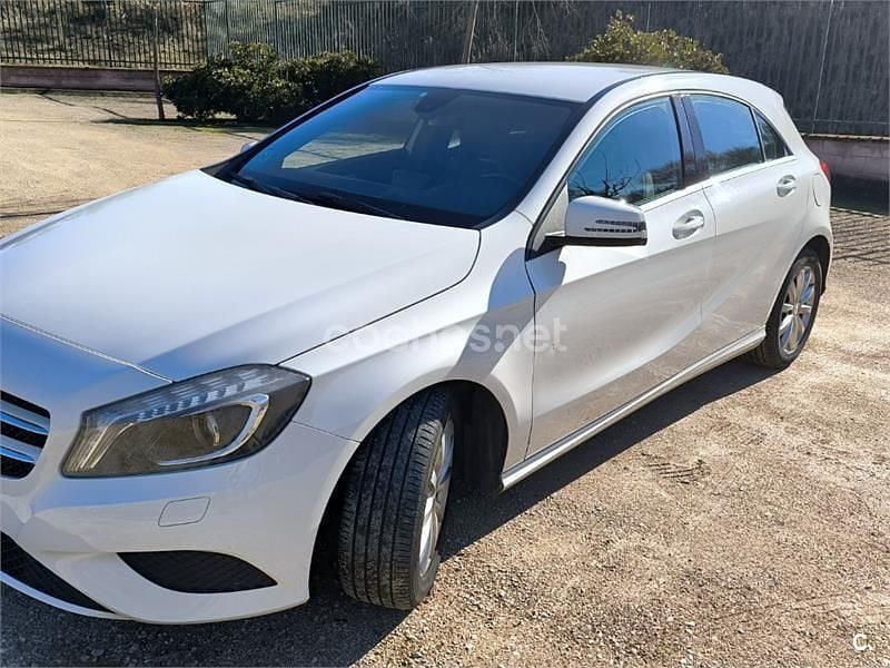Blanco Usado 2013 Mercedes A180 Style Berlina | 11.500 € (Buen precio) - Imagen 1/4