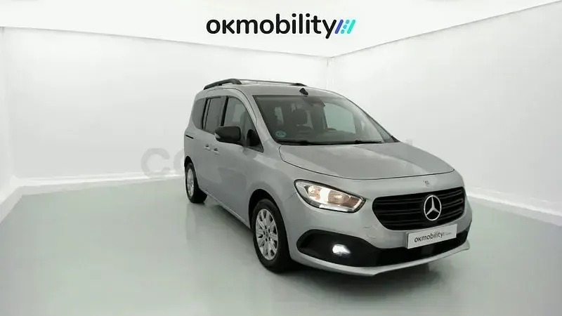 Usado Mercedes Citan 110 95 CV (69 kW) 2023 Gris / plata Monovolumen