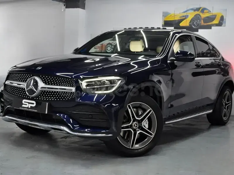 Usado Mercedes GLC300e 320 CV (235 kW) 2020 Azul SUV
