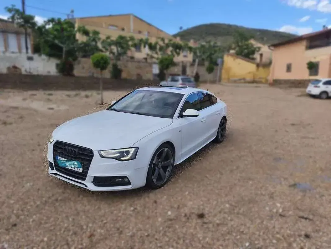 Usado Audi A5 Sportback Premium 245 CV (180 kW) 2015 Blanco Utilitario